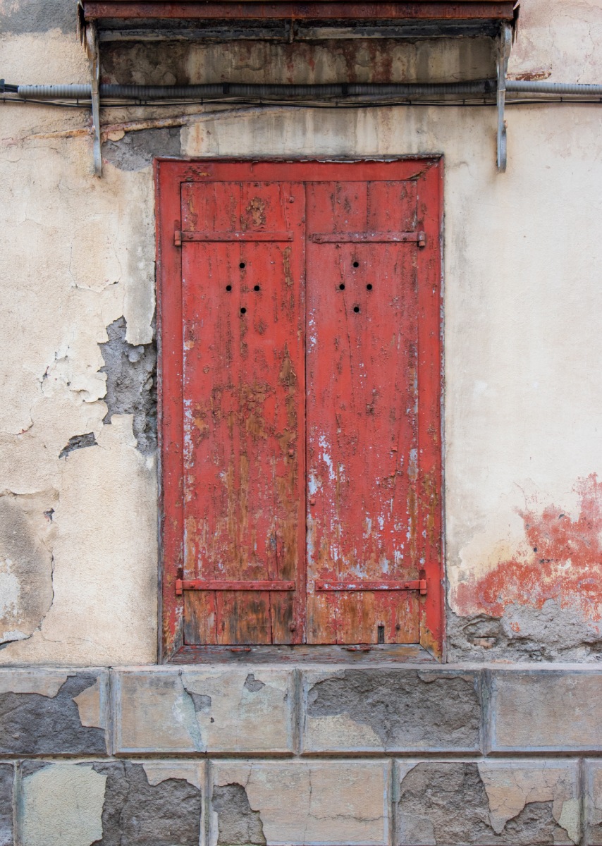 Prélèvement plomb sur peinture pour diagnostic immobilier